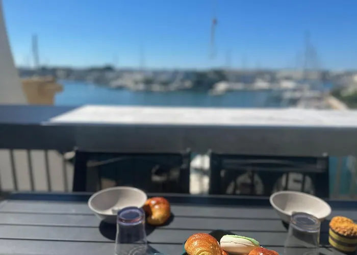 Le Plaisancier - Terrasse Vue Sur Le Port De Plaisance Parking *